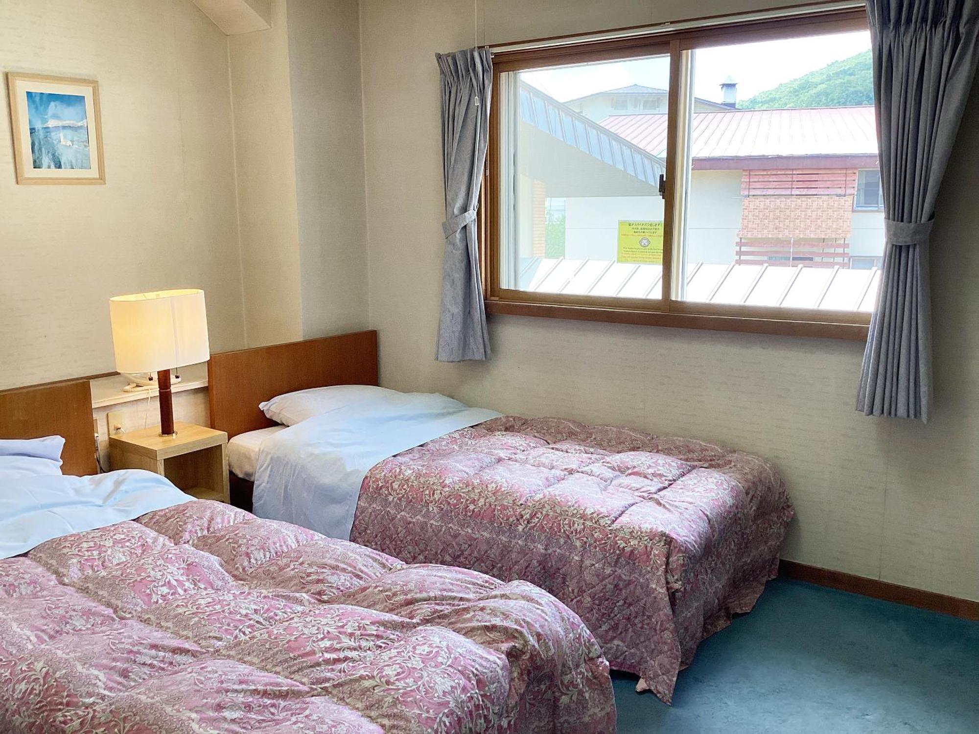 志贺市井酒店 山之內 客房 照片