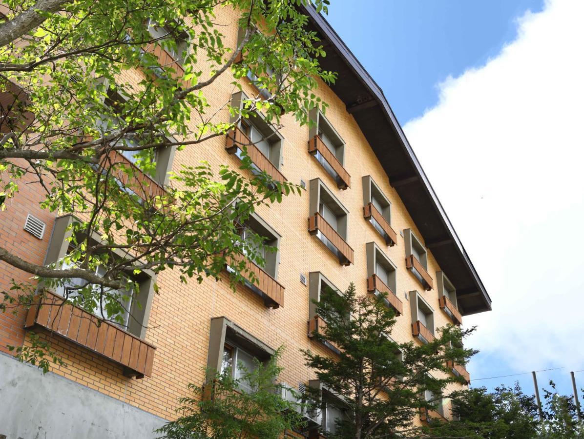 志贺市井酒店 山之內 外观 照片